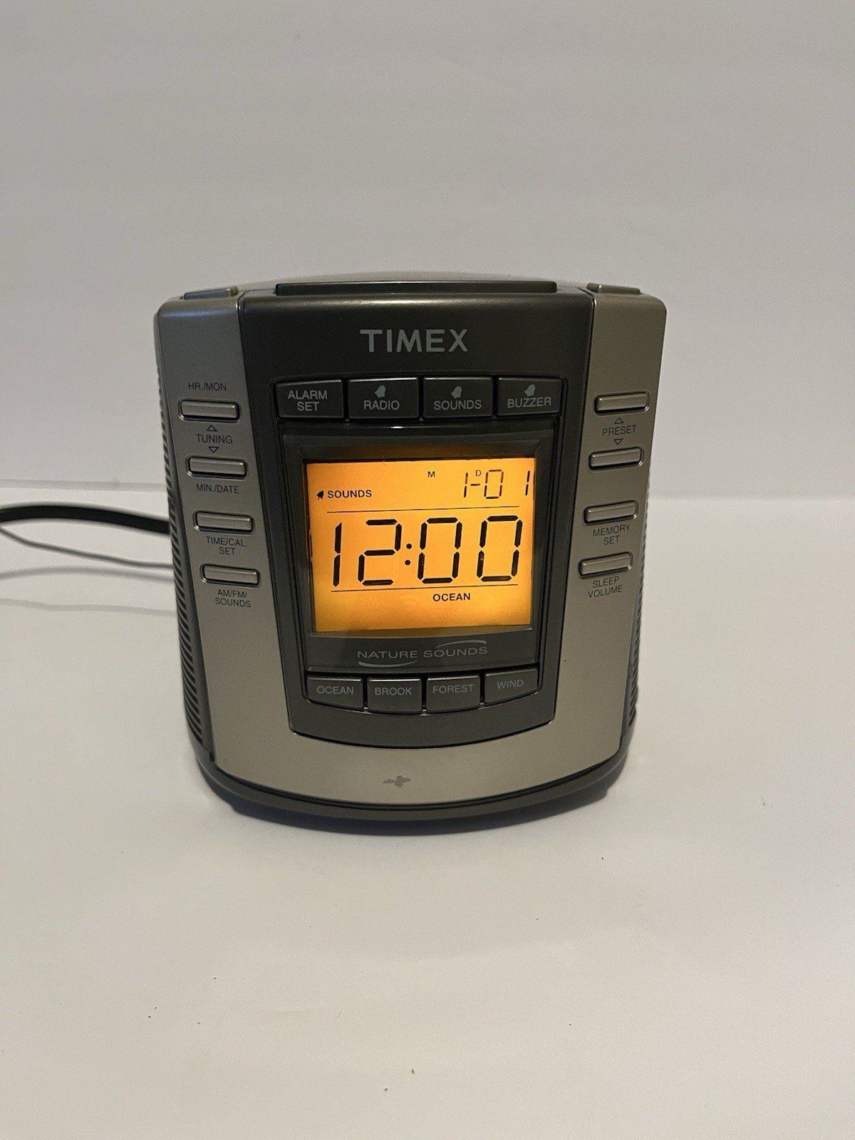 Timex T300SW Nature Sounds AM/FM Radio Alarm Clock Wake Sleep Buzzer Tested