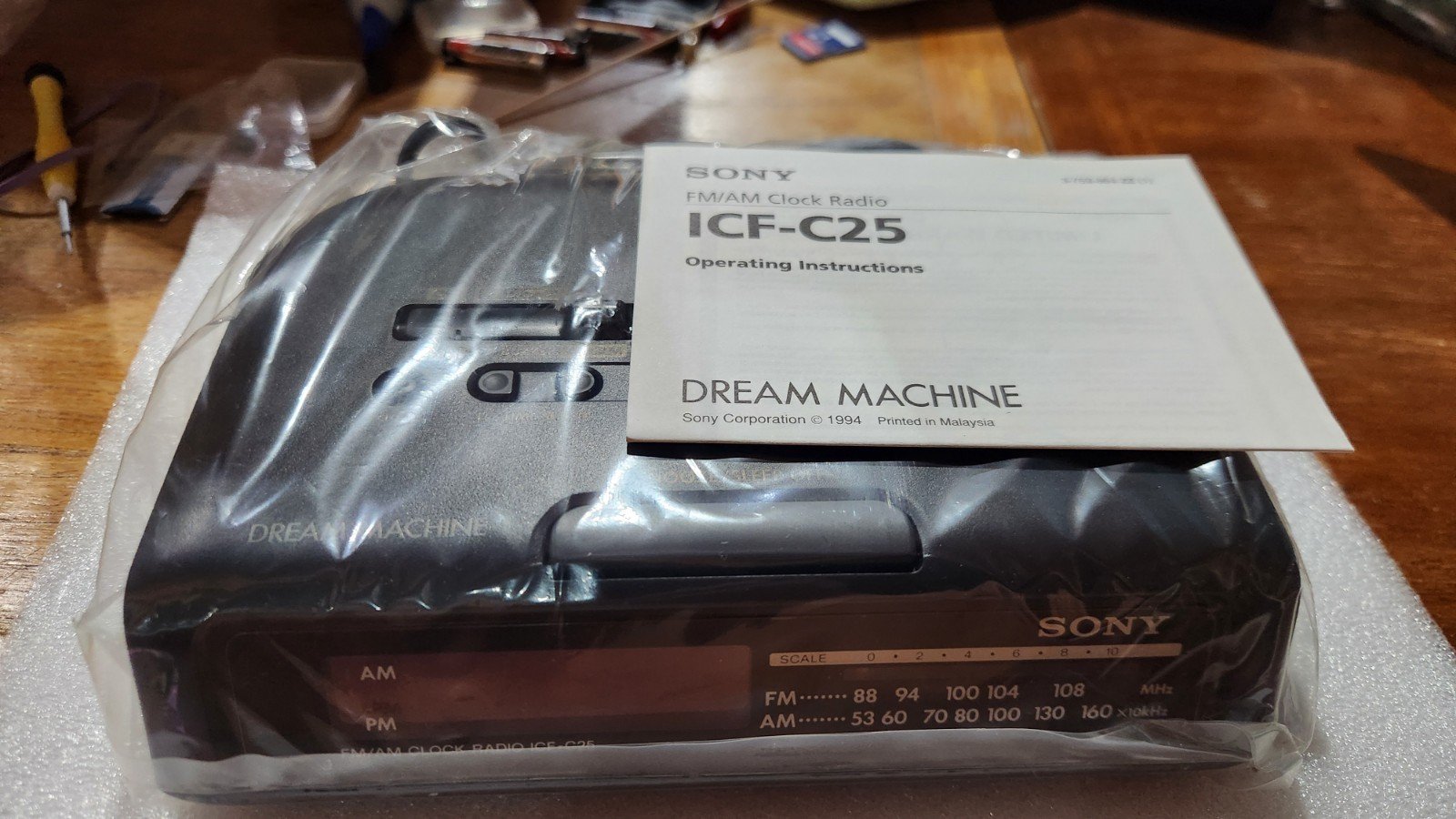 Vtg NOS SONY ICF-C25 BLACK Dream Machine FM/AM Alarm Clock Radio Battery Back-up