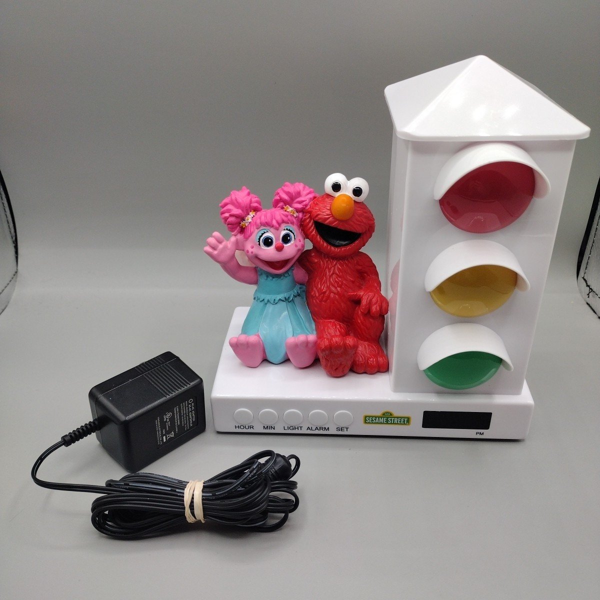 It's About Time Stoplight Sleep Enhancing Alarm Clock Sesame Street Elmo Abby