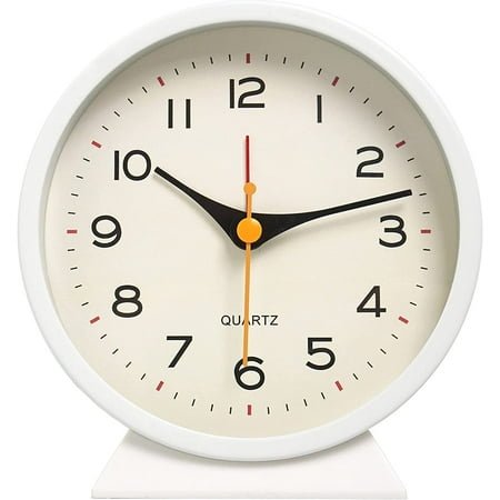 SHISEDECO 4.5 Battery Operated Antique Retro Analog Alarm Clock, Small Silent Bedside Deskclock with Light Function, Non-Ticking Tableclock Decor for Living Room, Bedroom, Bedside, Shelf (White)