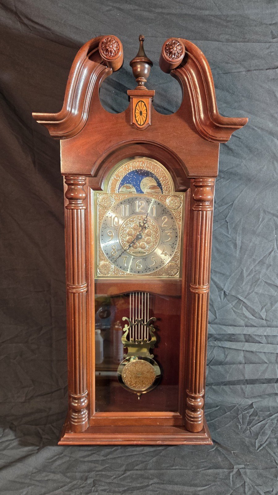 Beautiful Howard Miller Wall Clock (620-226)