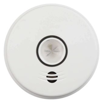 10 Year Worry-Free Hardwired Smoke Detector with Intelligent Wire-Free Voice Interconnect and...