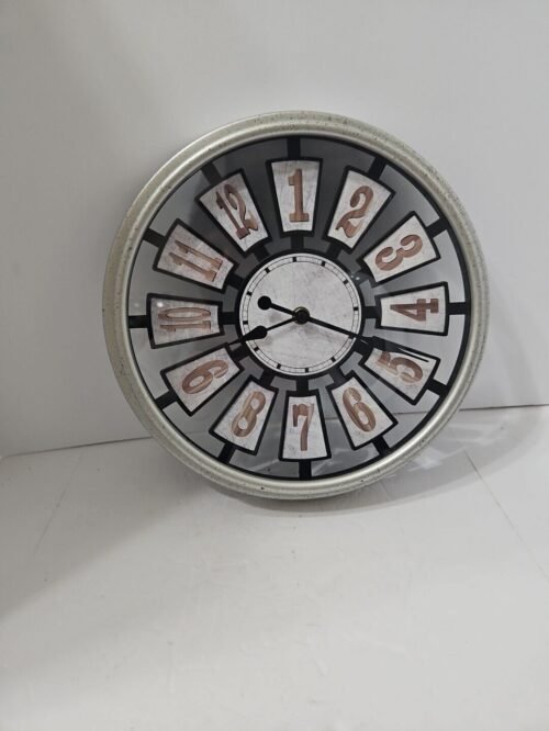 12" wall clock