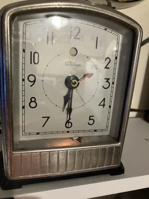 1931 TELECHRON 711 NICE CLEAN REWIRED AND EXCELLENT RUNNER !!