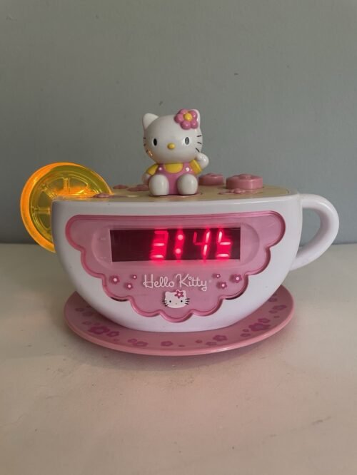2012 Hello Kitty Tea Cup Alarm Clock Radio AM/FM Night Light Sanrio - Works!