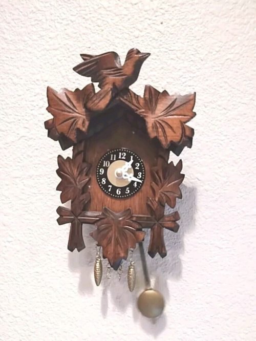 6.5" Germany Wall Clock Swinging Pendulum Battery Operated Engstler Black Forest