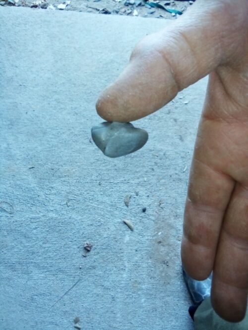 6 pounds of sticky tacky waterproof weather seal putty roofing siding windows ++