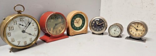 6 VINTAGE ALARM CLOCKS