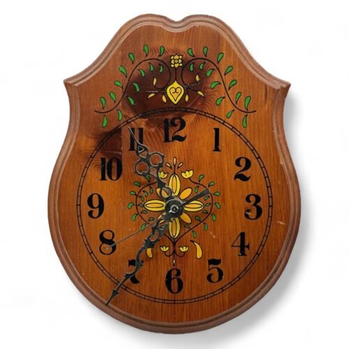 70s Rustic Country Wooden Wall Clock Painted Floral Design Cottage 9 3/4” Quartz