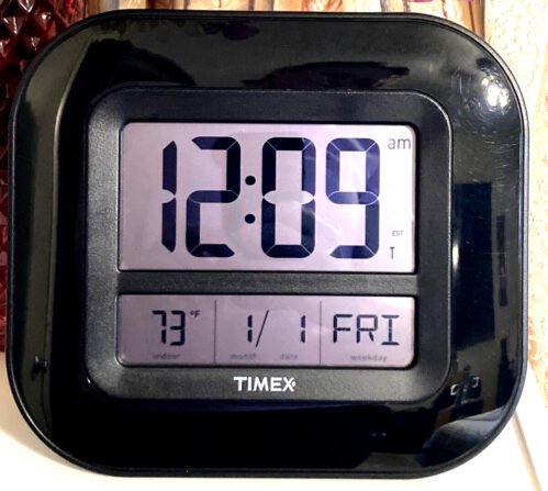 Accurite Timex 9" Large Display Atomic Digital Time Clock /w Indoor Temperature