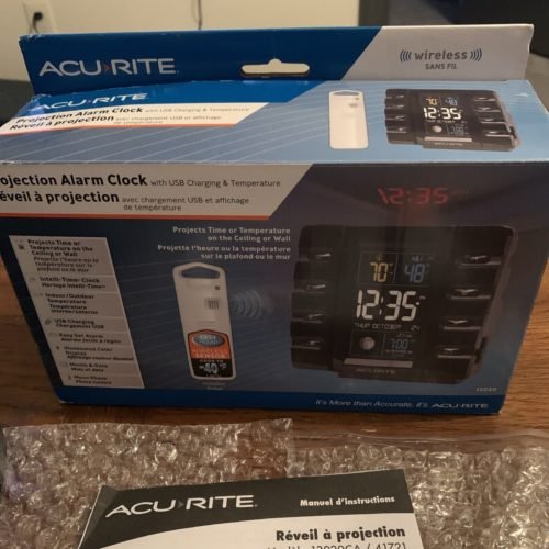 AcuRite 13020 Projection Alarm Clock with Temperature and USB Charging