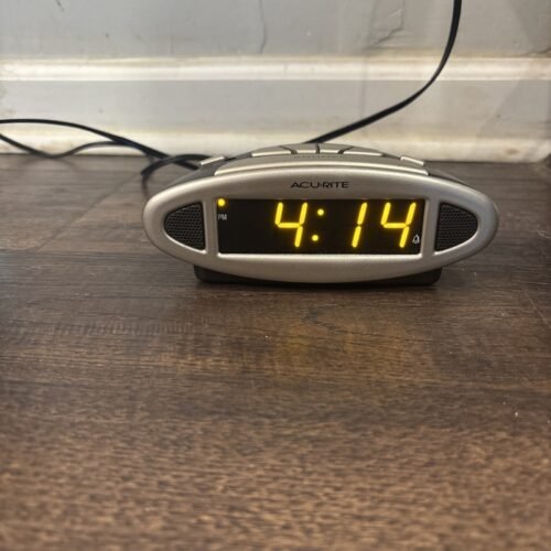 Acurite 13027A Intelli-time Digital Alarm Clock