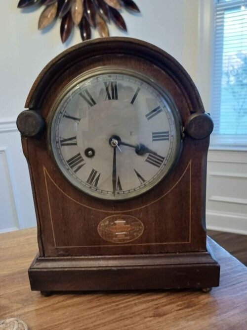 Antique 8 day mantle clock with inlay
