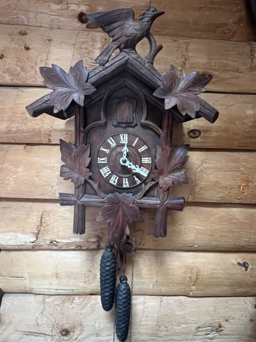Antique American Cuckoo Clock Co. Cuckoo Clock