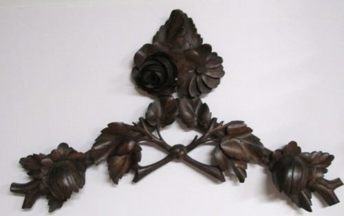 ANTIQUE BLACKFOREST LARGE WOOD HAND CARVED CUCKOO CLOCK TOP