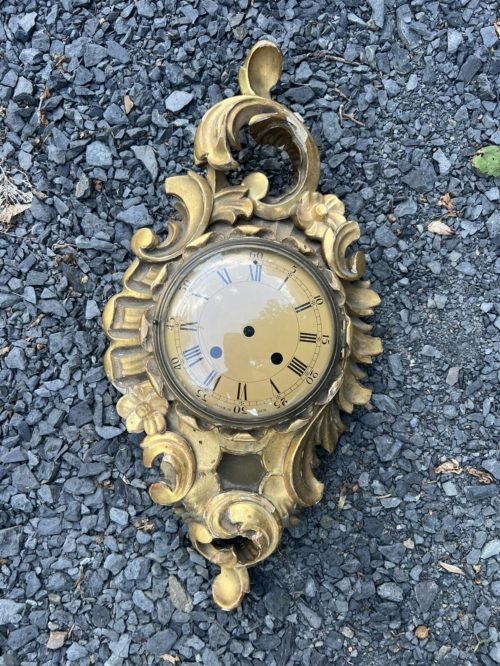 Antique Gustavian Louis XV Rococo Style Foliate Carved Giltwood Cartel Clock