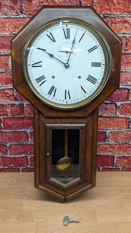 Antique Seth Thomas Wooden Wall Clock Drop Leaf Roman Numerals Pendulum Used