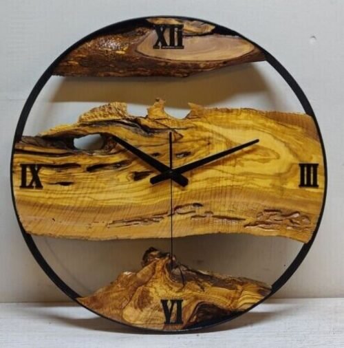 Antique Style Round Shape Wall Clock Handmade Vintage Style Natural Solid Wooden