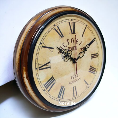 Antique Style Wood Wall Clock Vintage Decorative Timepiece for Home and Office