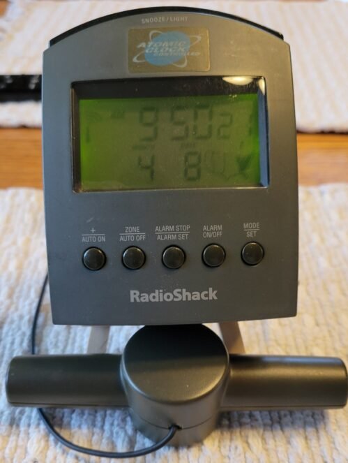 Atomic Alarm Clock Digital RadioShack 63-970 Backlit Display 2 AAA Bats Required