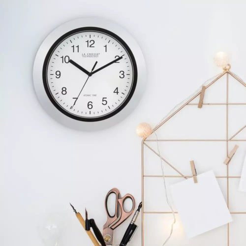 Atomic Analog Wall Clock Round Plastic Frame Glass Face Battery Powered 10 In.
