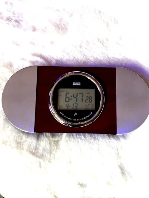 Atomic Radio Controlled Digital Desk Clock Battery Operated