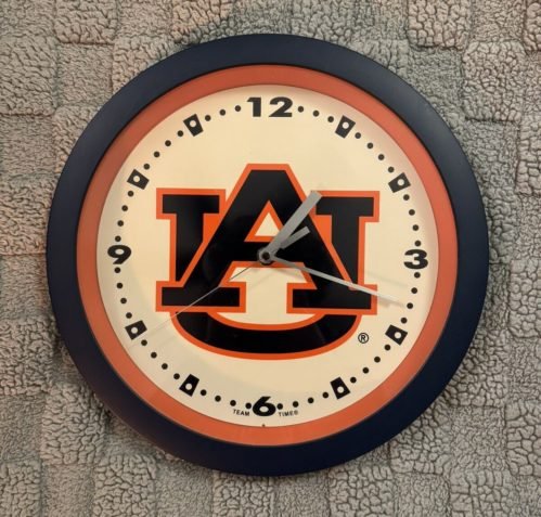 AUBURN TIGERS LOGO 12" ROUND WALL CLOCK