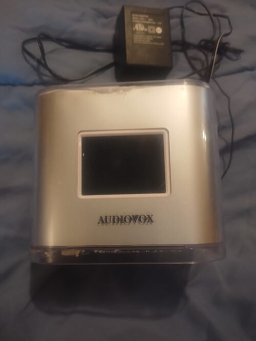 Audiovox Dual Alarm Clock Radio w/ iPod iPhone Dock White New W/ No Box Perfect