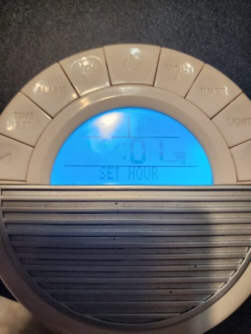 Avon Spa Finder Alarm Clock Sound Machine