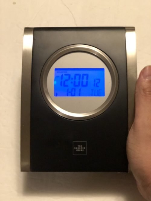 BARYONS ATOMIC CLOCK BY THE SHARPER IMAGE - SN003 for desktop / shelf