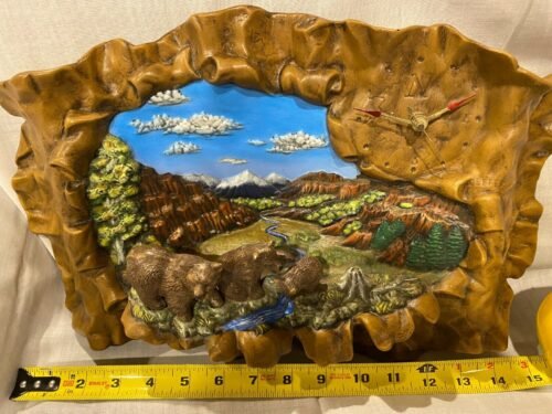 Bear Clock Cabin Lake House Mountains UNIQUE! Tested Works