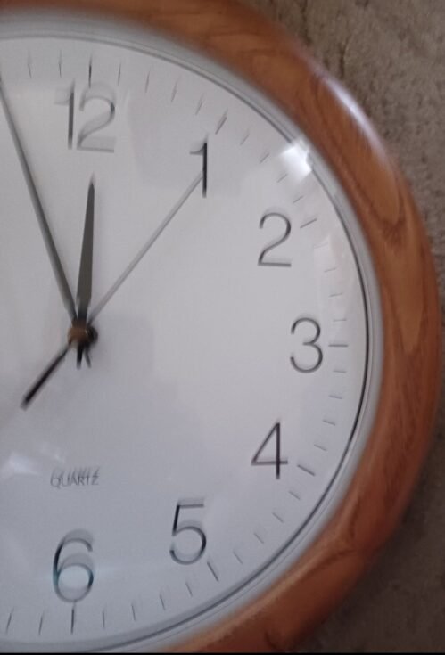 Beautiful and elegant clock quartz.wall Clock