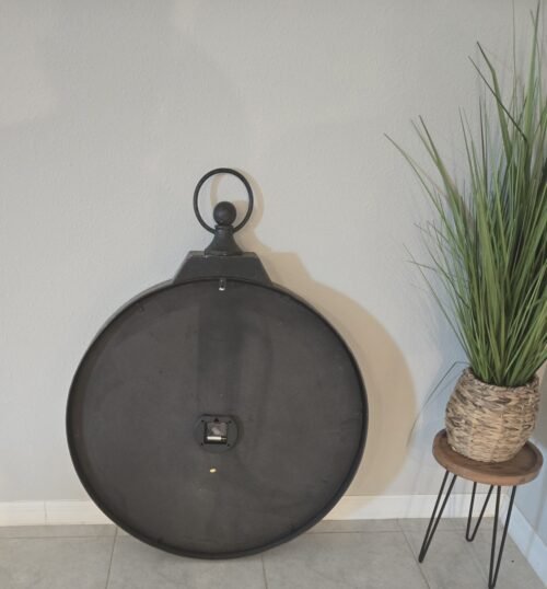 Beautiful Rustic Wall Clock.