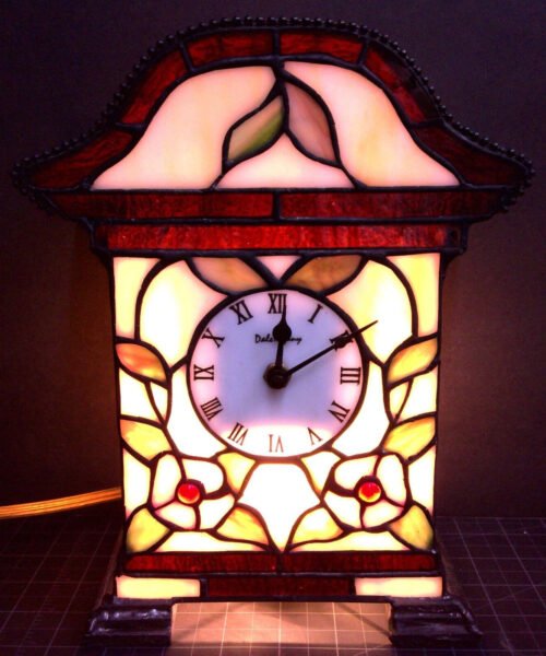 Beautiful Stained Glass Dale Tiffany Mantle Clock Lamp Floral Nightlight