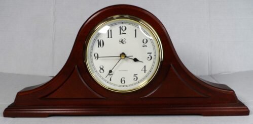 Beautiful Vintage River City Radio Controlled Walnut Mantel Clock Works Great Hi