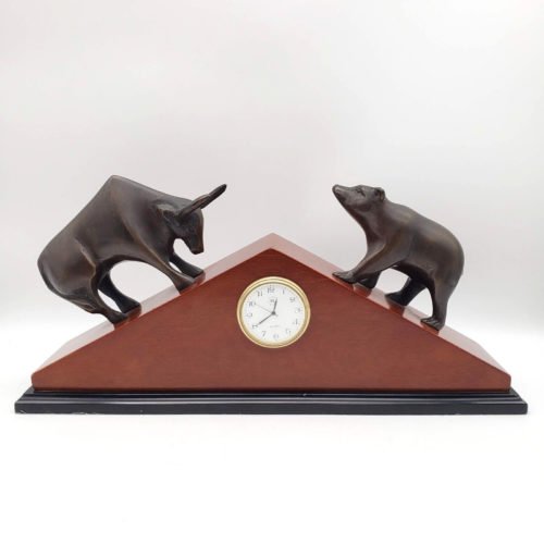 BEY BERK Desk Clock Brass Bull Bear Wood Base Quartz Bronzed Stock Market