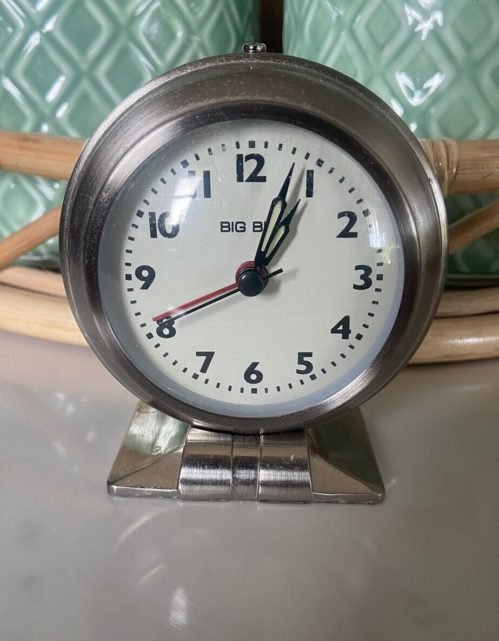 Big Ben Classic Alarm Clock Home Decor Metal Bezel Luminous Hand Quartz movement