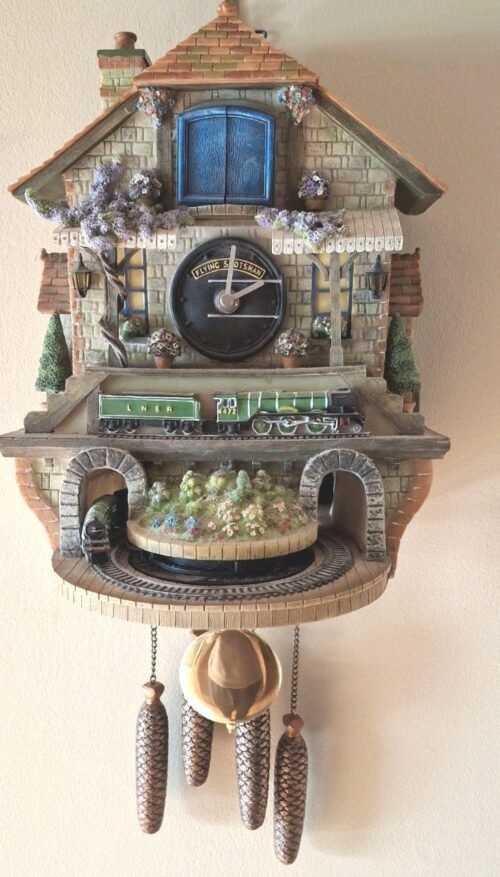 Bradford Exchange Cuckoo Clock Train Memories of Steam Flying Scotsman Animated