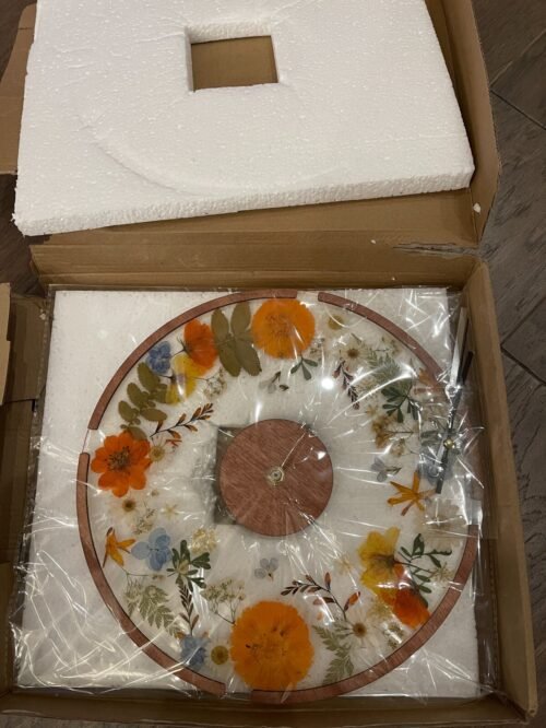 Brand NEW Vintage Flower Wall Clock $85