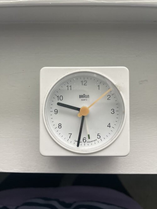 Braun BC2X white alarm clock classic analogue alarm clock