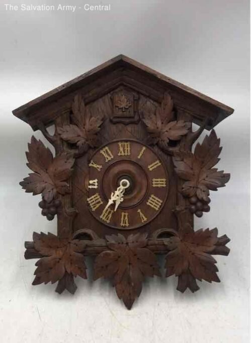 Brown Wooden Bird Art Decorative Quartz Cuckoo Hanging Wall Clock