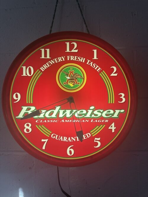 BUDWEISER BEER LIGHTED CLOCK-SIGN-AMERICAN EAGLE-BREWERY FRESH TASTE