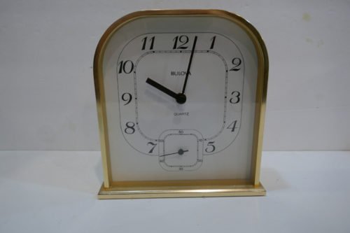 Bulova 80's Contemporary Style Quartz Mantle/Table Clock