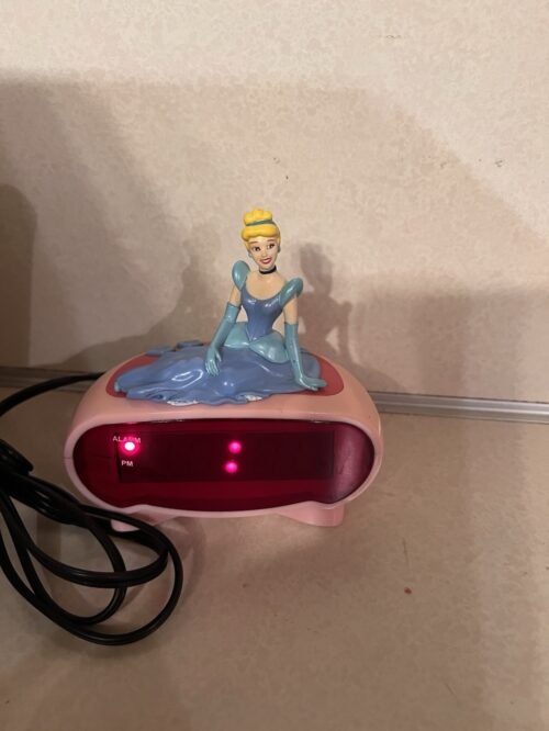 Cinderella Digital Alarm Clock Disney Princess Pink Model DC94530. Works