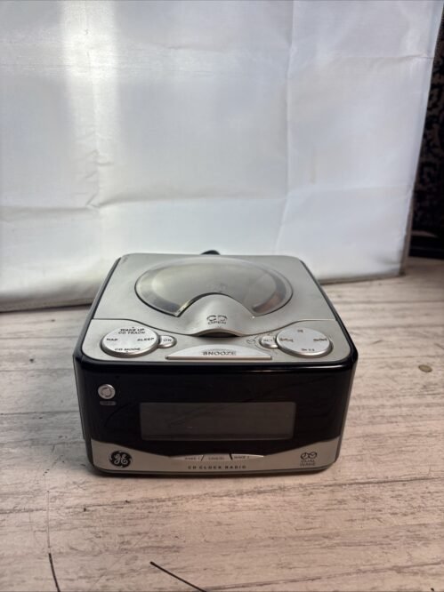 Clock Radio GE 7-4801A AM/FM CD Player Dual Wake 120V 60Hz 11W F23