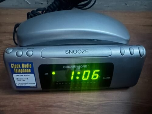 CONAIR Digital Alarm Clock AM/FM Radio Telephone Phone TCR200 Working!