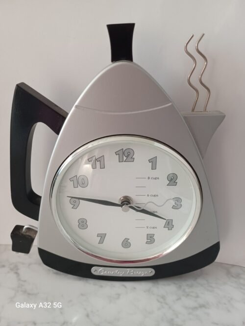 Country Breeze Quartz Retro Style Coffee Pot Wall Clock Display