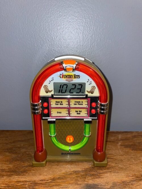 Country Hits Jukebox Alarm Clock by Soundesign Plays 4 Songs & Lights Up