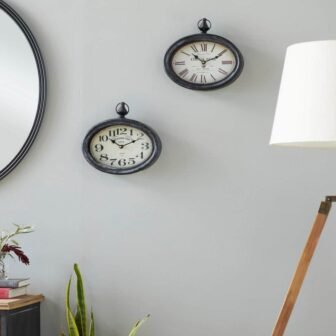 Cream Metal Pocket Watch Style Analog Wall Clock (Set of 2)