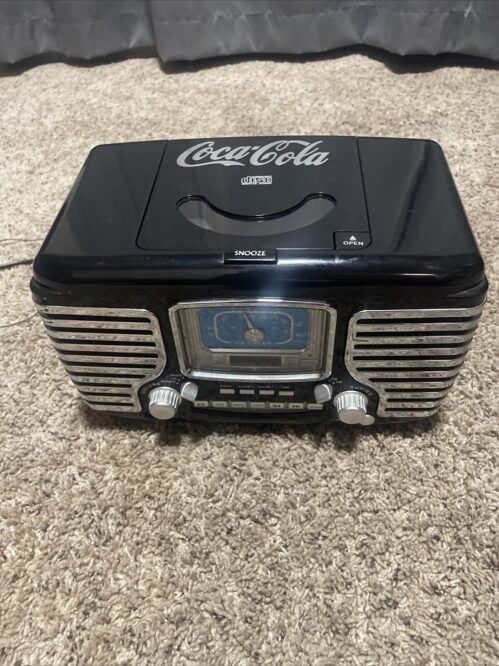 CROSLEY COSAIR CR612-BK DIGITAL DUAL ALARM CLOCK/CD PLAYER/AM/FM RADIO - BLACK